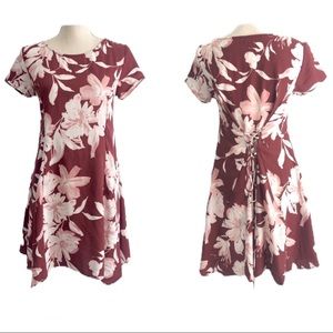 Lulu’s Dress Floral Print Lace Up Tie Back size Small